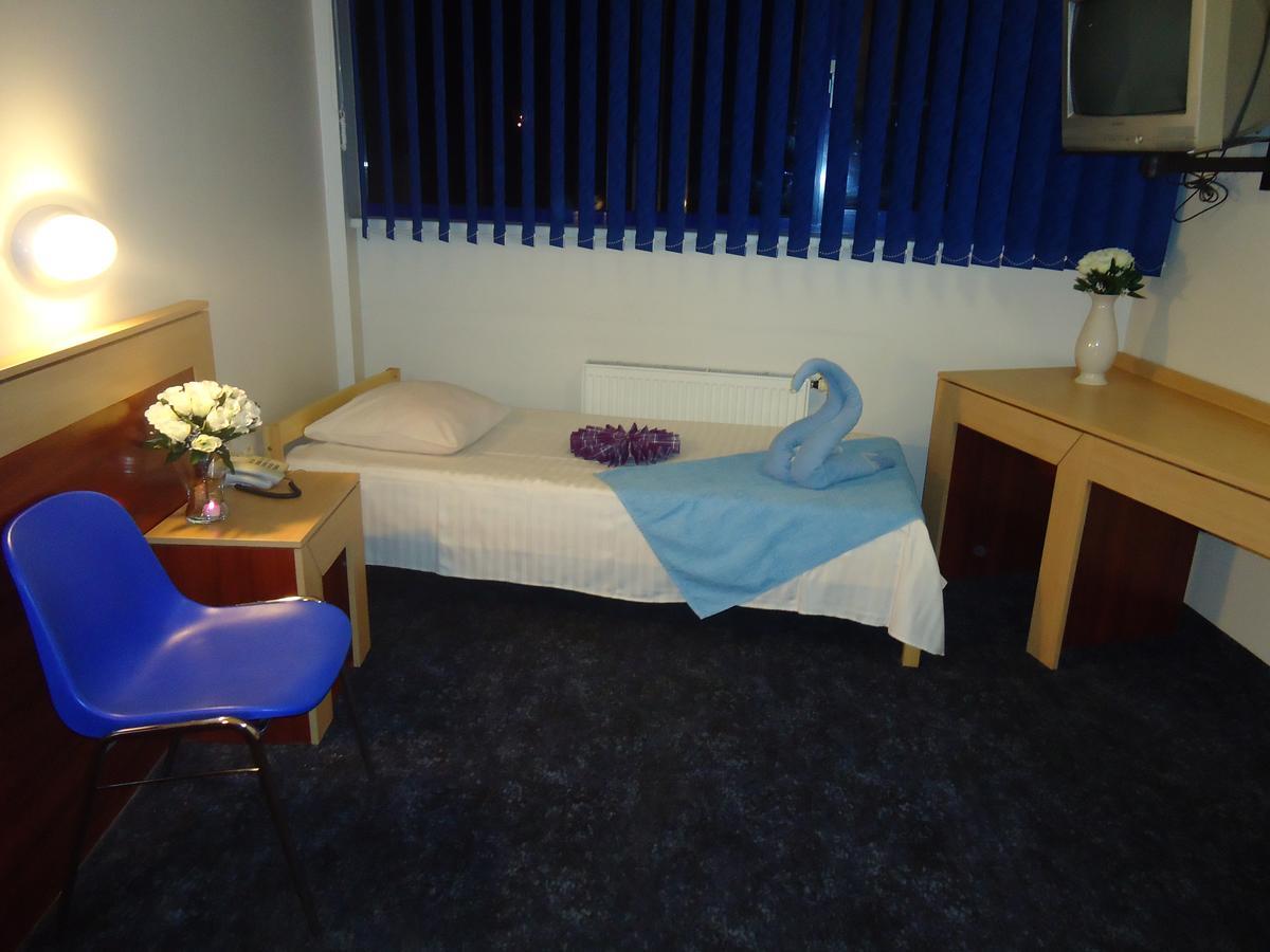 Tanagra Hotel Vilnius Ngoại thất bức ảnh